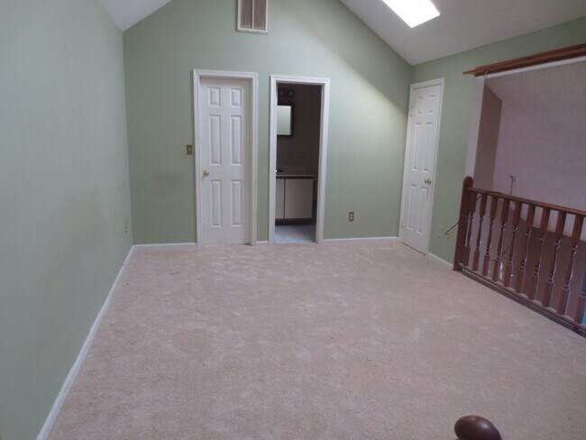 Building Photo - Cute n cozy Condo near Princess Anne & Salem Rd Va Beach