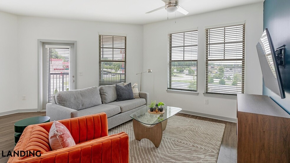 Building Photo - 100 Wildwood Ct