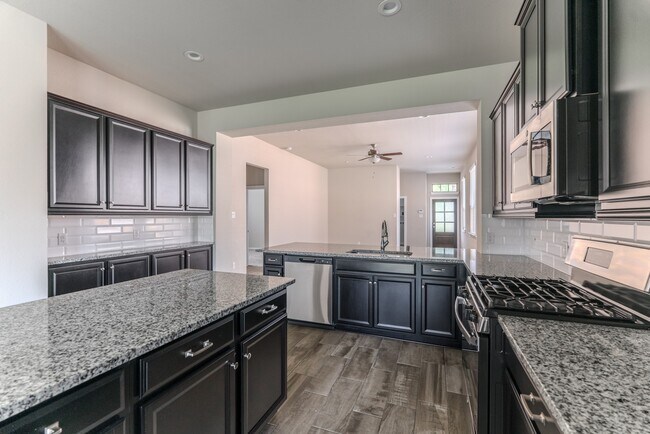 Building Photo - 8026 Whisper Grove Dr