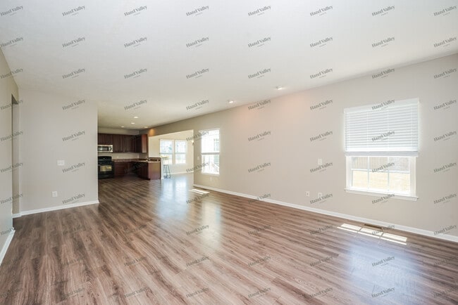 Building Photo - 8726 Harvest Ridge Way