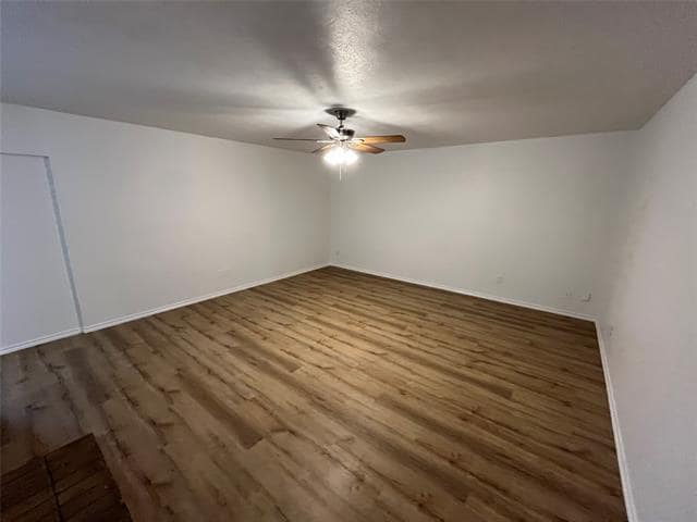 Building Photo - 2133 Quail Hollow Dr