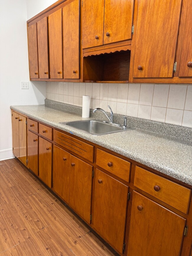 Building Photo - 1125-1160 60th St