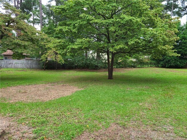 Building Photo - 909 Bramblewood Ct