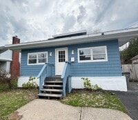 Building Photo - For Rent – Spacious 4-Bedroom Home with Modern Upgrades!