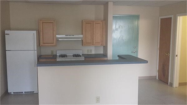 Building Photo - 425 14th St