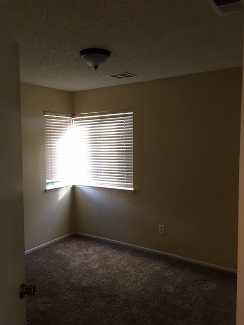 Building Photo - Silvercreek beauty. Come make this beautif...