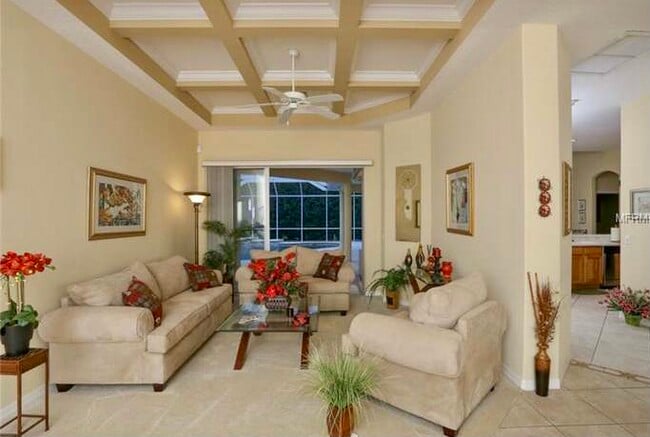 Building Photo - 692 Shadow Bay Way