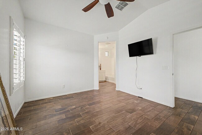 Building Photo - 2694 E Runaway Bay Pl