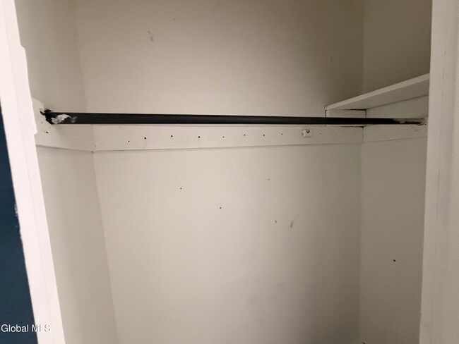 Building Photo - 21-23-23 Jackson St