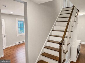 Building Photo - 203 Commonwealth Ave