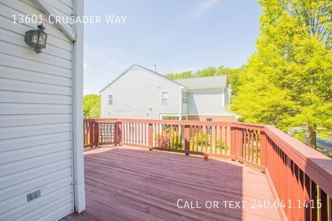 Building Photo - 13601 Crusader Way