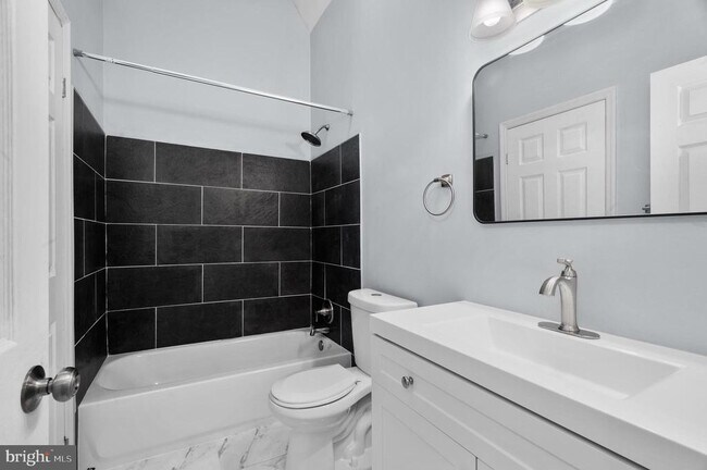 Building Photo - 3303 Walnut Ridge Dr