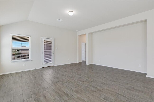 Building Photo - 201 Spiny Lizard Ln