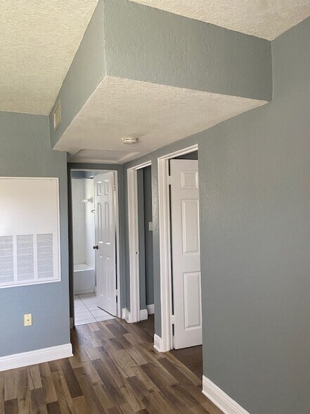 Hallway - 225 E New Hampshire St