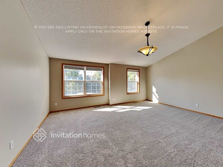 Building Photo - 2720 Autumn Woods Dr
