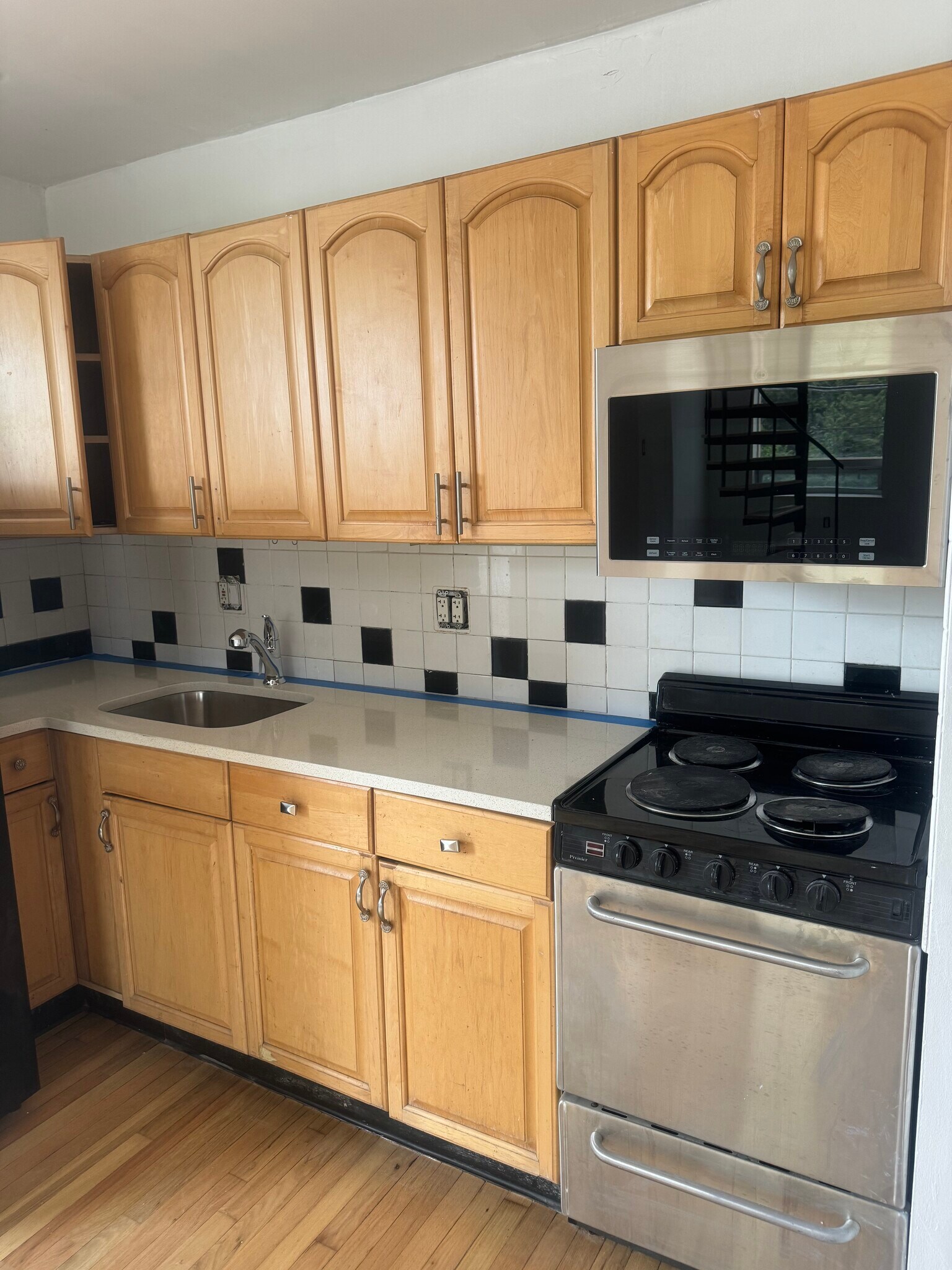 Building Photo - 524 N 31st St