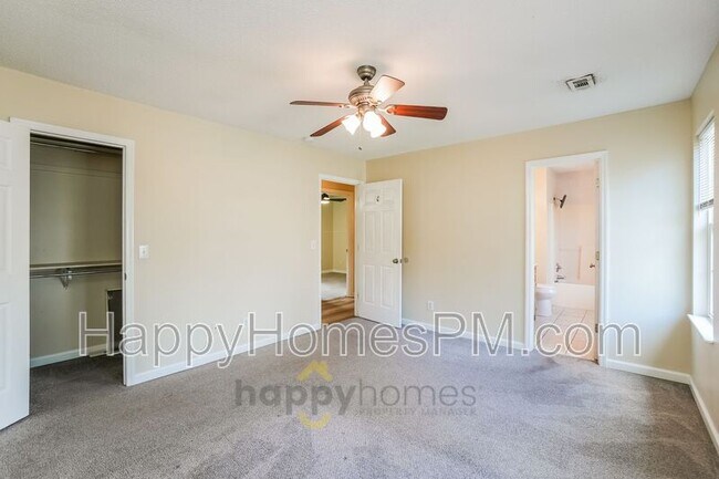 Building Photo - 118 Red Cypress Dr