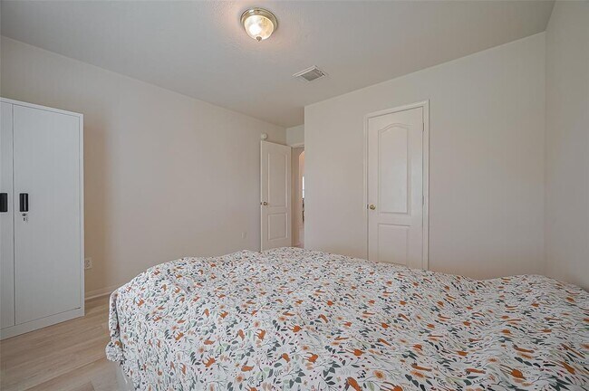 Building Photo - 4811 Tracemeadow Dr