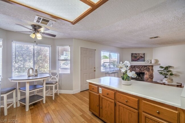 Building Photo - 7961 Lions Rock Way