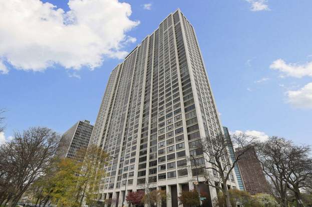 Building Photo - 2800 N Lake Shore Dr