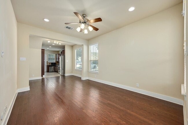 Building Photo - 7512 Easy Wind Dr