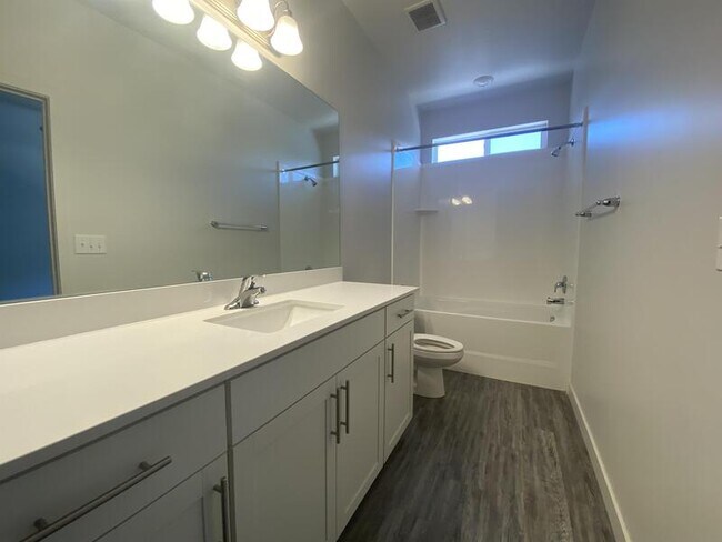 Building Photo - 15499 Aqua Mountain Ln