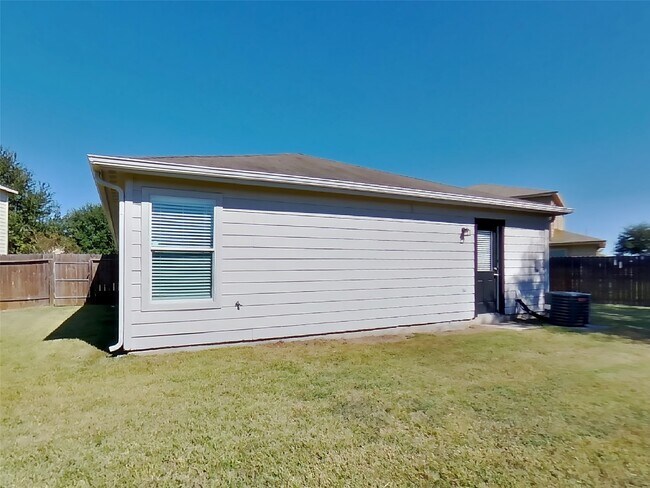 Building Photo - 6930 Waterlilly View Ln