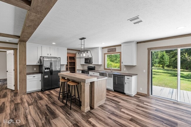 Building Photo - Gorgeous Home For Rent!!