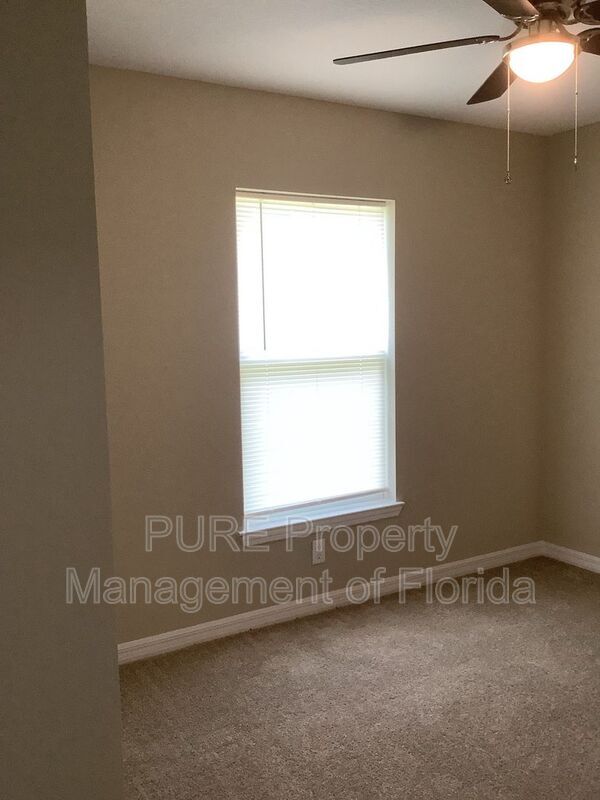 Building Photo - 15544 SW 41st Street Rd