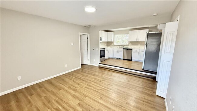 FullSizeRender (1) 4 - Table Mountain Townhomes