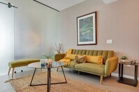 Building Photo - 90 NE 17th St