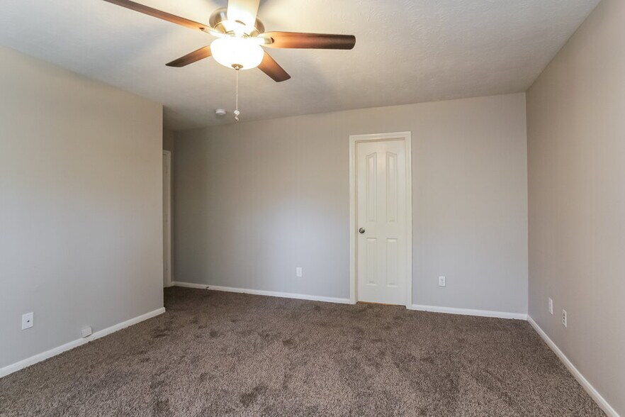 Building Photo - 22215 Nobles Crossing Dr