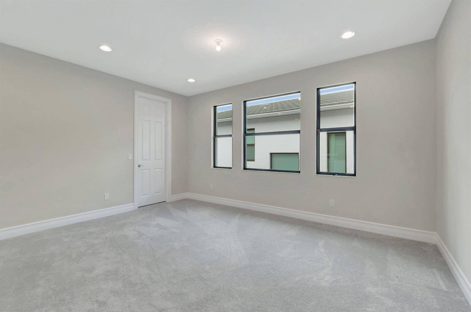 Building Photo - 9060 Dulcetto Ct