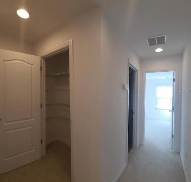 Building Photo - 1052 Ketzal Dr