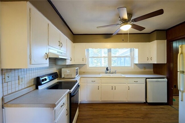 Building Photo - 4669 Lawrenceville Hwy