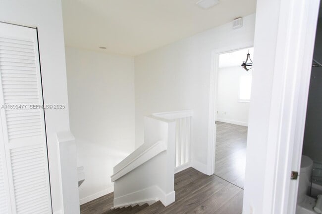 Building Photo - 14219 SW 126th Pl