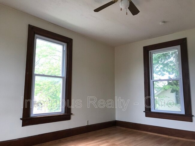 Building Photo - 236 E William St