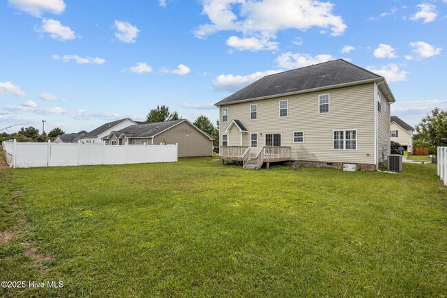 Building Photo - 2907 Judge Manly Dr