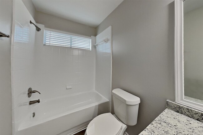Building Photo - 1806 Usher Ct