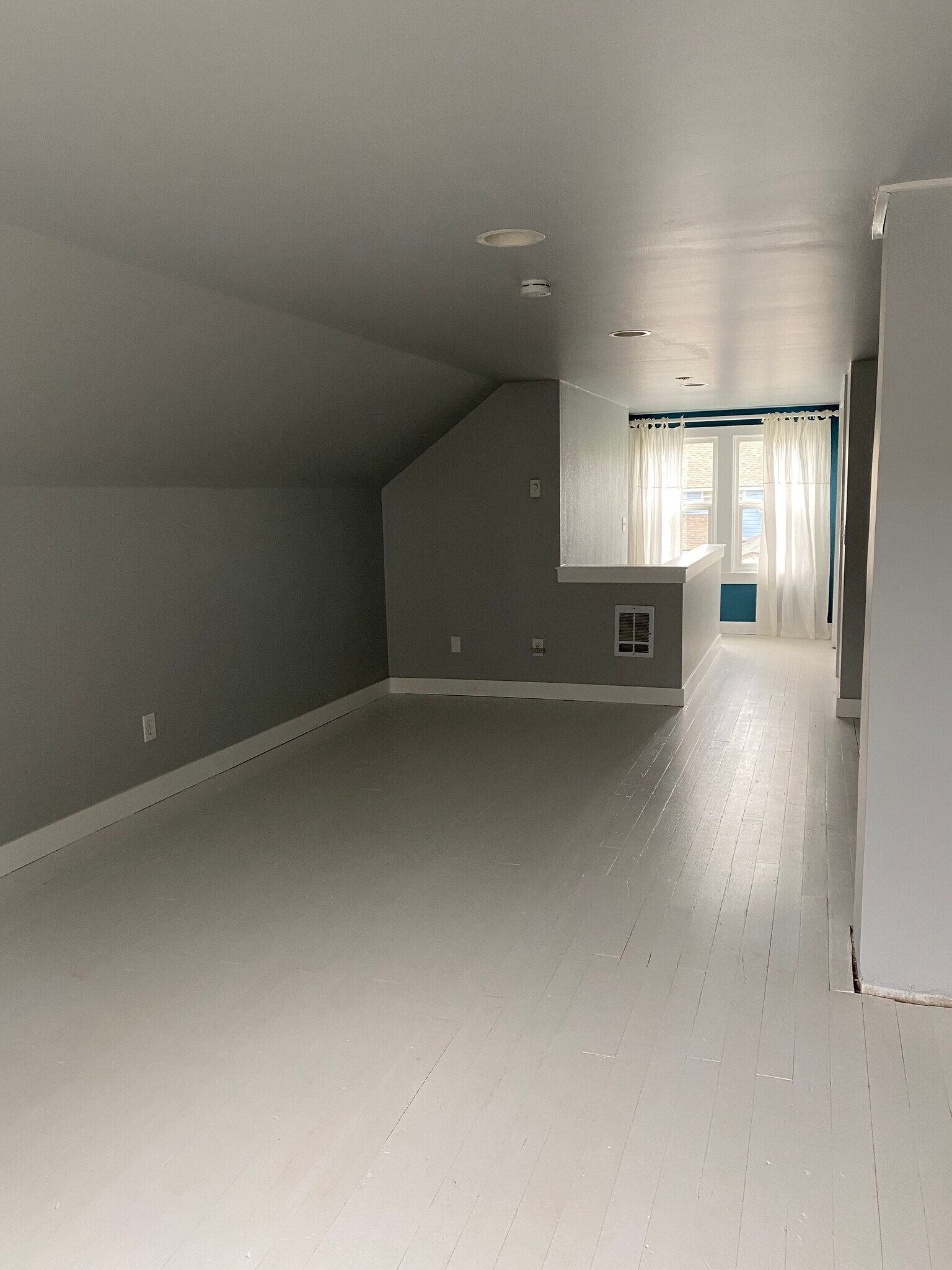 Upstairs Bedroom - 509 Spruce St E
