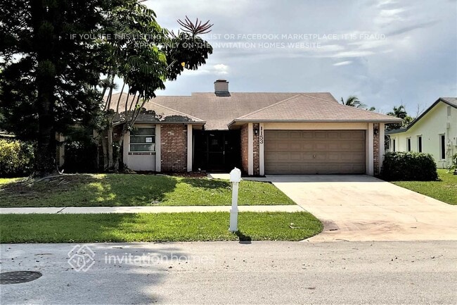Building Photo - 1153 SW 25th Ave