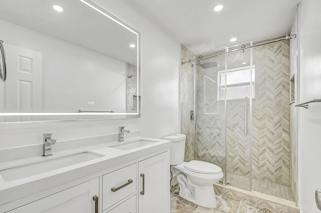 Building Photo - 2098 SW 13th Way
