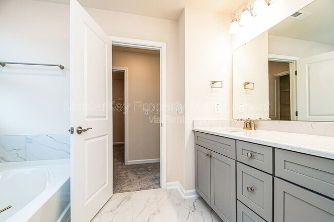 Building Photo - 1241 Citadel Ave