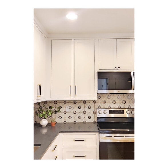 Gorgeous Kitchen - 107 S Moonlit Rd