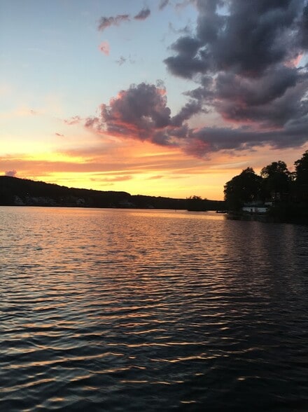 Typical Beautiful sunsets - 5 Norton Way