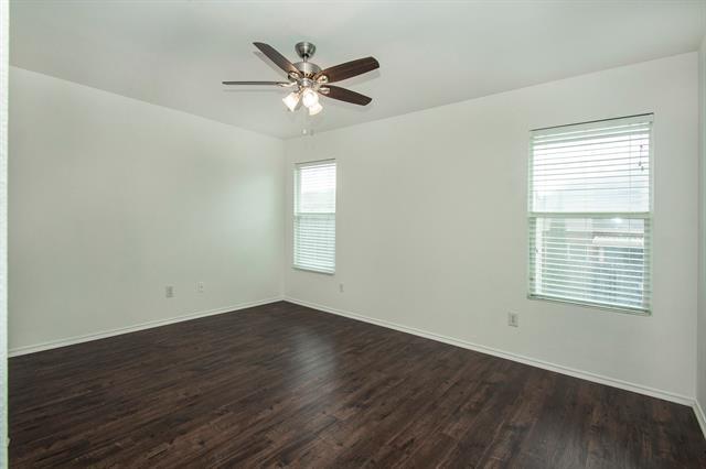 Building Photo - 924 Mosaic Dr