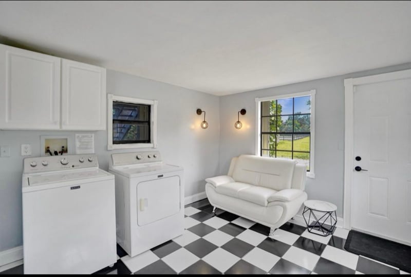 Building Photo - 502 Rambling Dr Cir