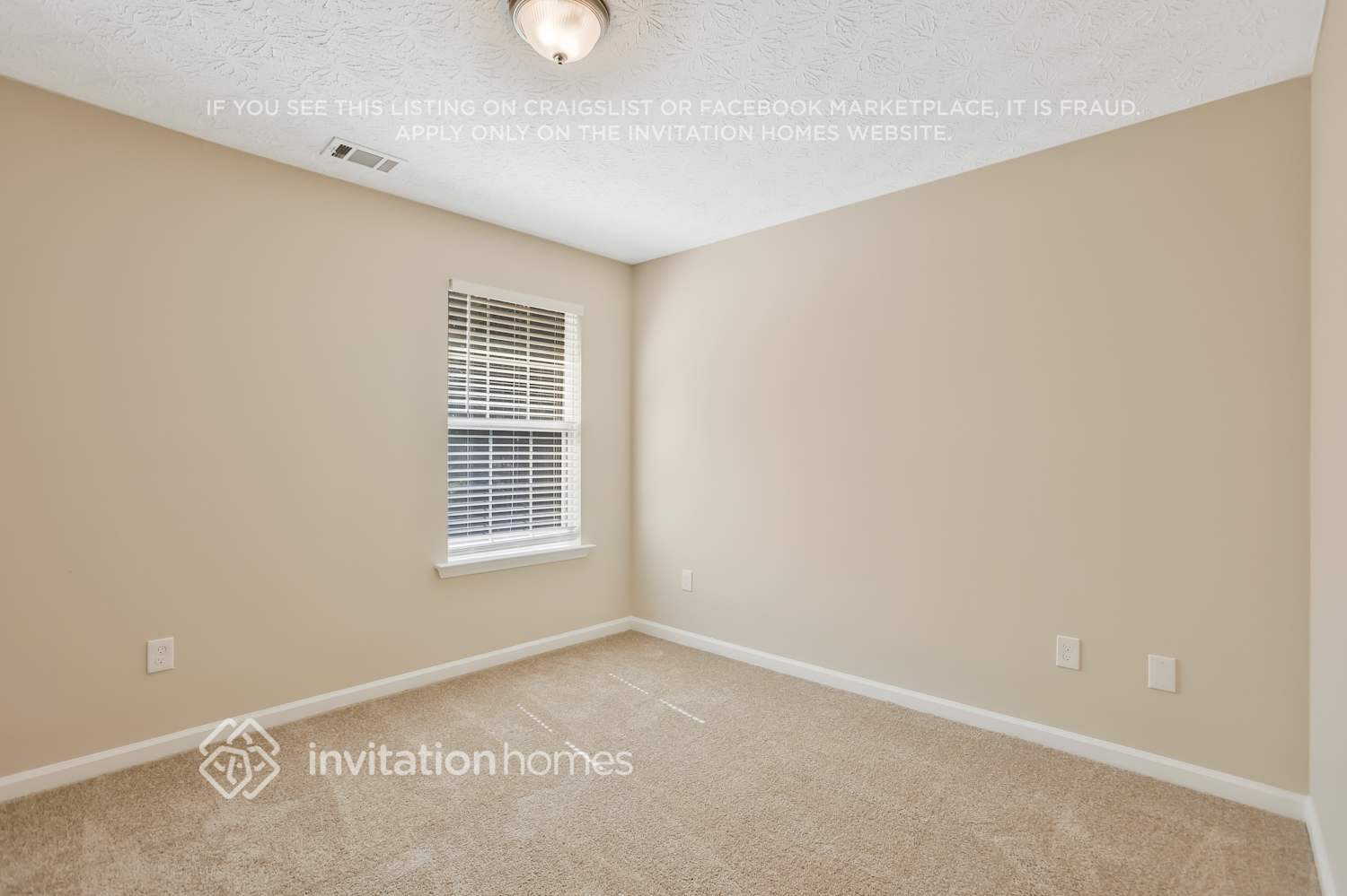 Building Photo - 1370 Pinebreeze Ct