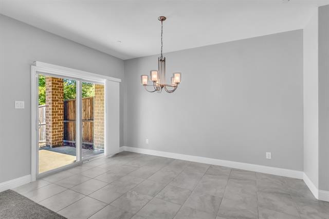 Building Photo - 1241 Wiltshire Dr