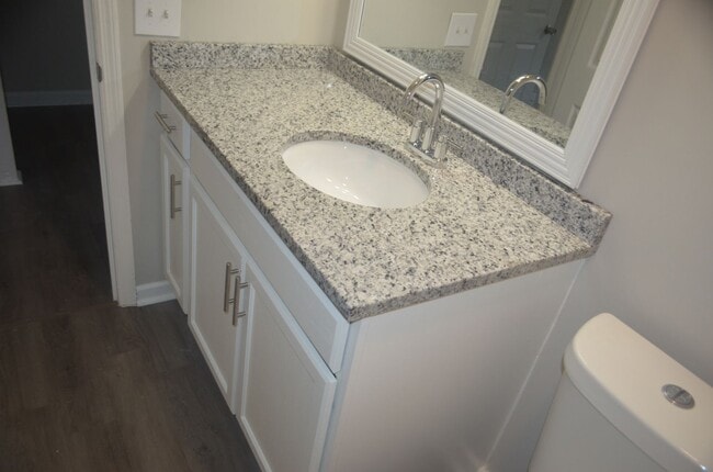 Building Photo - 2-Bed, 1.5-Bath Home for Rent – Winston-Salem, NC